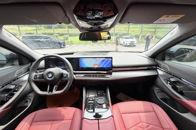Used BMW 5 Series 2026 Facelift Model 530Li Leading Edition M Sport Package Interior 2