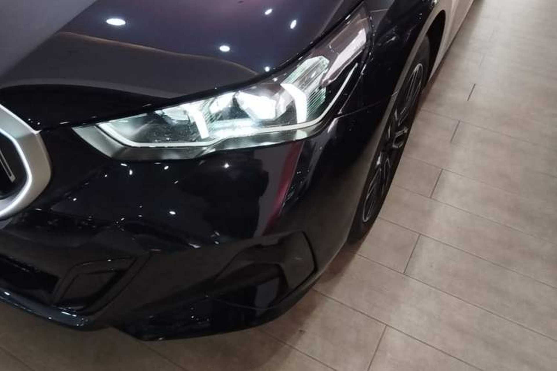 Used BMW 5 Series 2026 530Li Leading M Sport Package Left Front Headlight