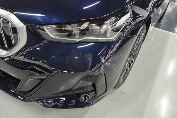 Used BMW 5 Series 2026 530Li Leading M Sport Package Left Front Headlight