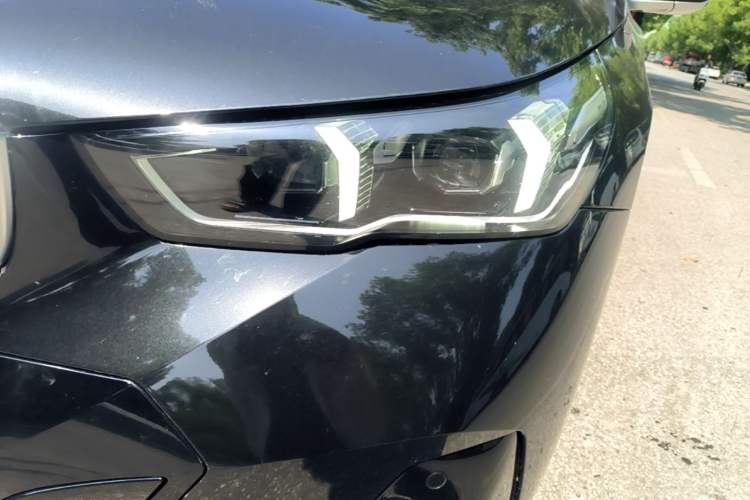 Used BMW 5 Series 2026 530Li Leading M Sport Package Left Front Headlight