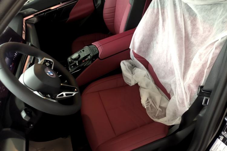 Used BMW 5 Series 2026 Facelift Model 530Li Leading Edition M Sport Package Left Front Seat