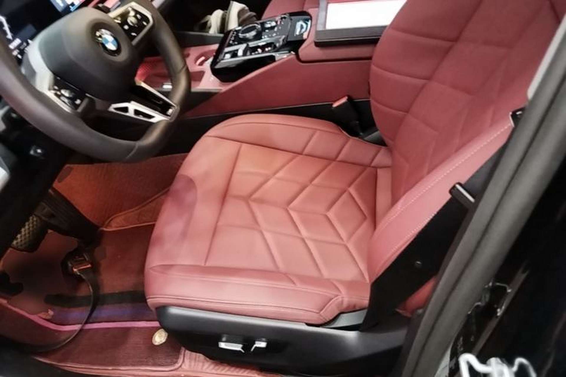 Used BMW 5 Series 2026 530Li Leading M Sport Package Left Front Seat