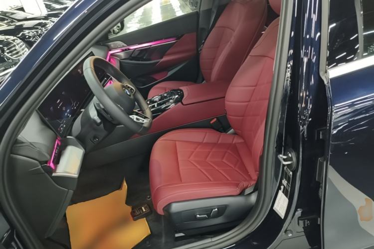 Used BMW 5 Series 2026 530Li Leading M Sport Package Left Front Seat