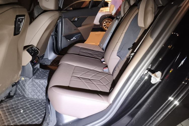 Used BMW 5 Series 2026 530Li Leading M Sport Package Left Rear Seat