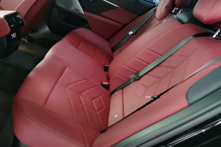 Used BMW 5 Series 2026 530Li Leading M Sport Package Left Rear Seat