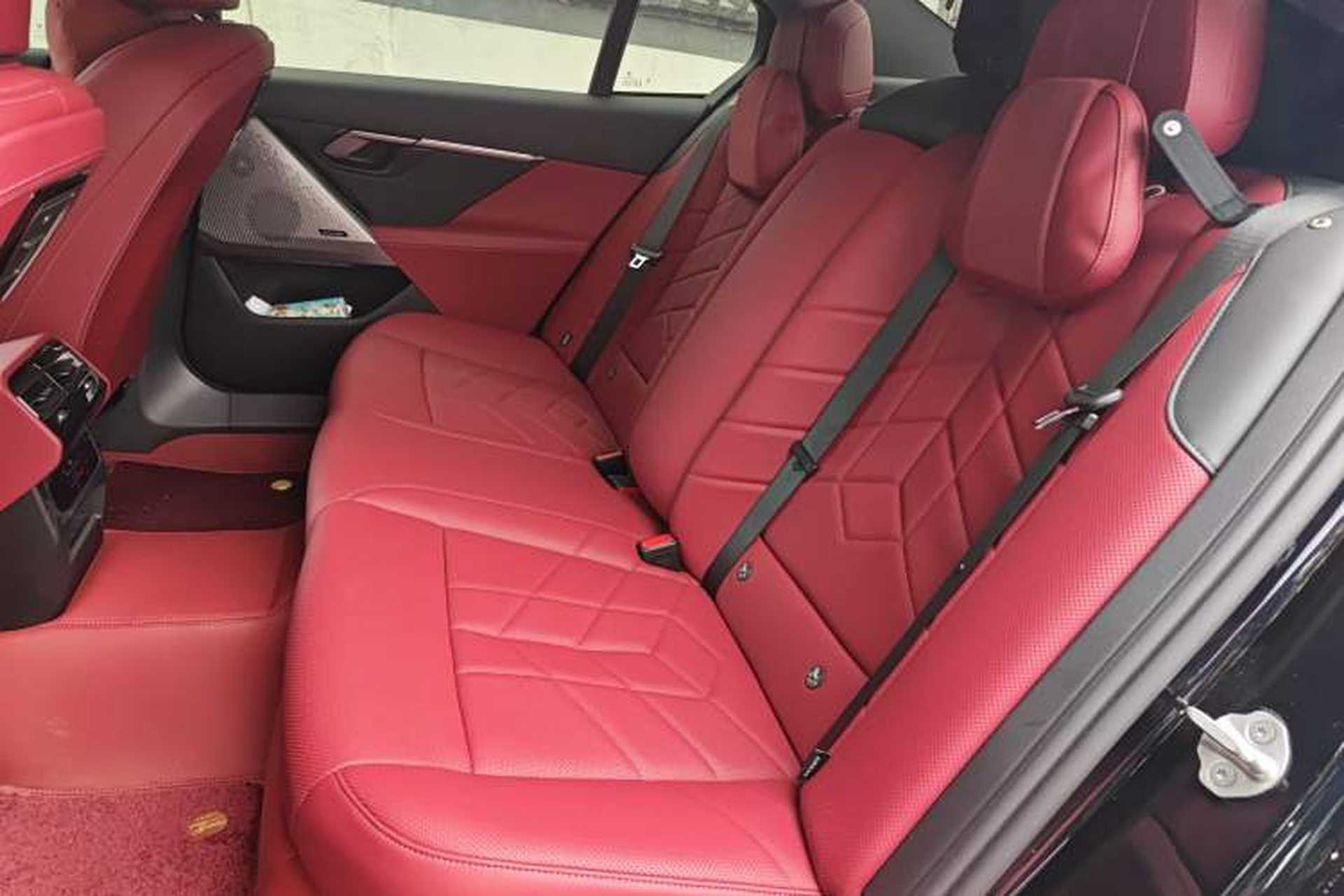 Used BMW 5 Series 2026 530Li Leading M Sport Package Left Rear Seat