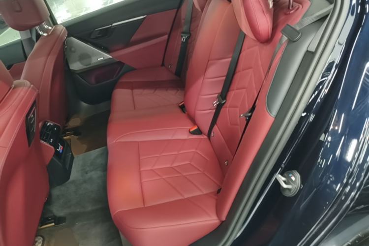 Used BMW 5 Series 2026 530Li Leading M Sport Package Left Rear Seat