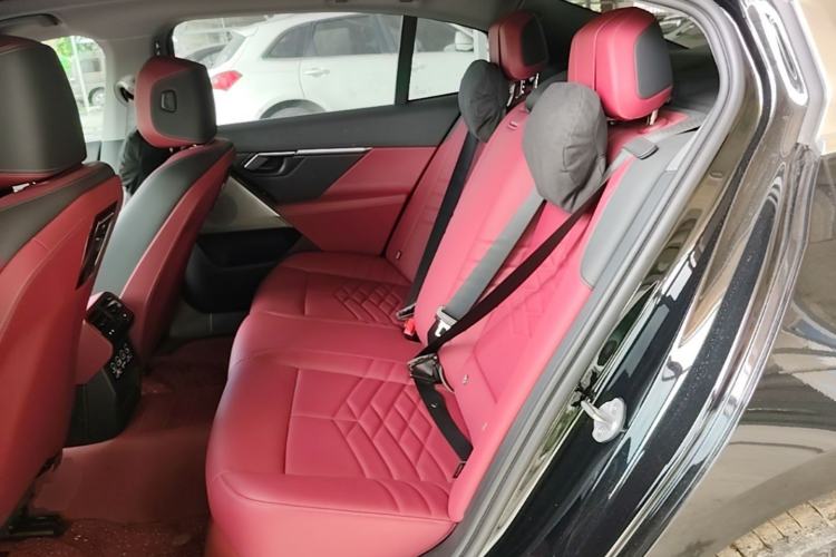 Used BMW 5 Series 2026 Facelift Model 525Li M Sport Package Left Rear Seat