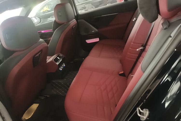Used BMW 5 Series 2026 Facelift Model 530Li Leading Edition M Sport Package Left Rear Seat