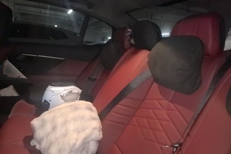 Used BMW 5 Series 2026 Facelift Model 530Li Leading Edition M Sport Package Left Rear Seat