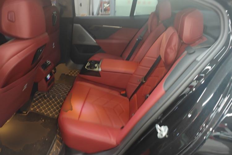Used BMW 5 Series 2026 525Li M Sport Package Left Rear Seat