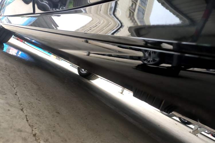 Used BMW 5 Series 2026 Facelift Model 530Li Leading Edition M Sport Package Left Side Sill