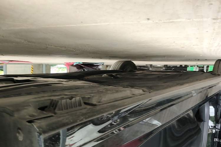 Used BMW 5 Series 2026 Facelift Model 525Li M Sport Package Left Side Sill
