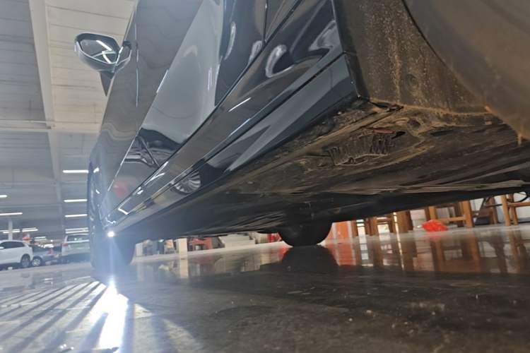 Used BMW 5 Series 2026 525Li M Sport Package Left Side Sill