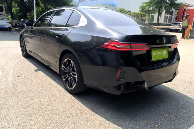 Used BMW 5 Series 2026 530Li Leading M Sport Package Rear Left 45 Deg