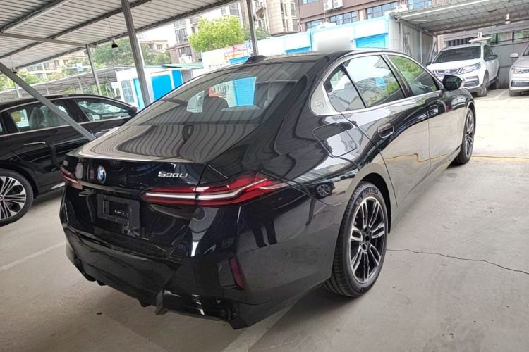 Used BMW 5 Series 2026 Facelift Model 530Li Leading Edition M Sport Package Rear Right 45 Deg