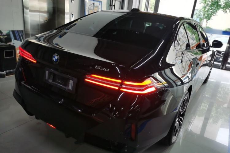 Used BMW 5 Series 2026 530Li Leading M Sport Package Rear Right 45 Deg
