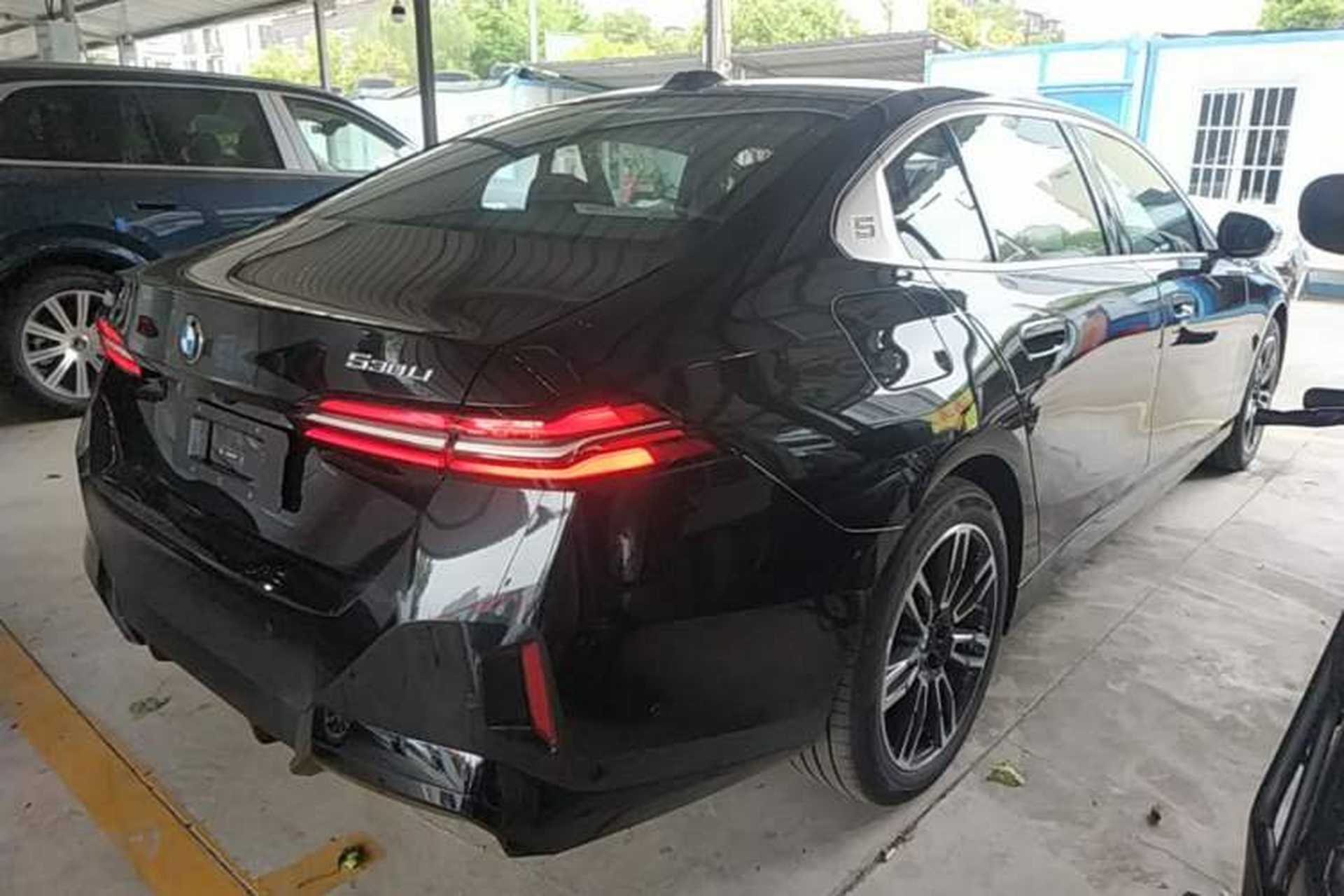 Used BMW 5 Series 2026 Facelift Model 530Li Leading Edition M Sport Package Rear Right 45 Deg