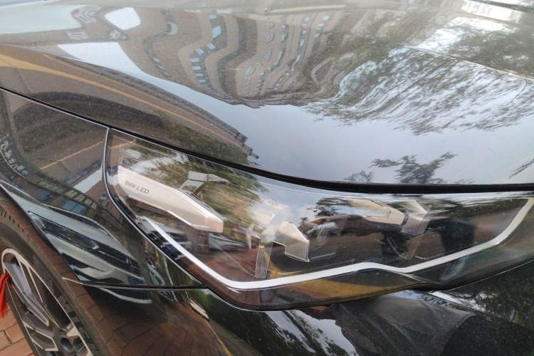 Used BMW 5 Series 2026 530Li Leading M Sport Package Right Front Headlight