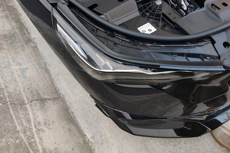 Used BMW 5 Series 2026 530Li Prestige M Sport Package Right Front Headlight