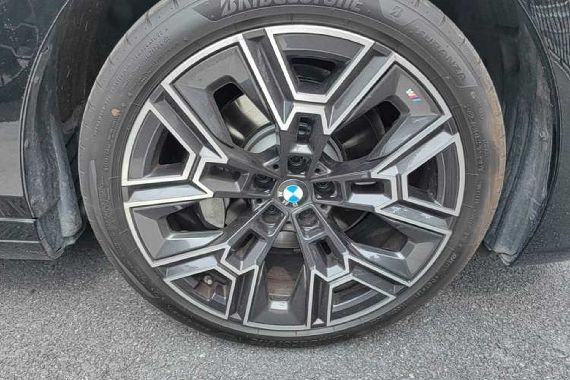 Used BMW 5 Series 2026 530Li Prestige M Sport Package Right Front Wheel Hub
