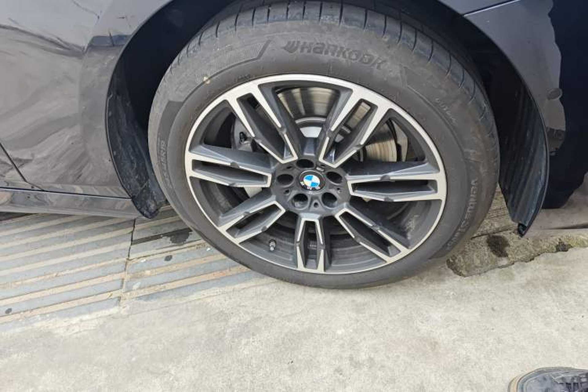 Used BMW 5 Series 2026 530Li Leading M Sport Package Right Front Wheel Hub