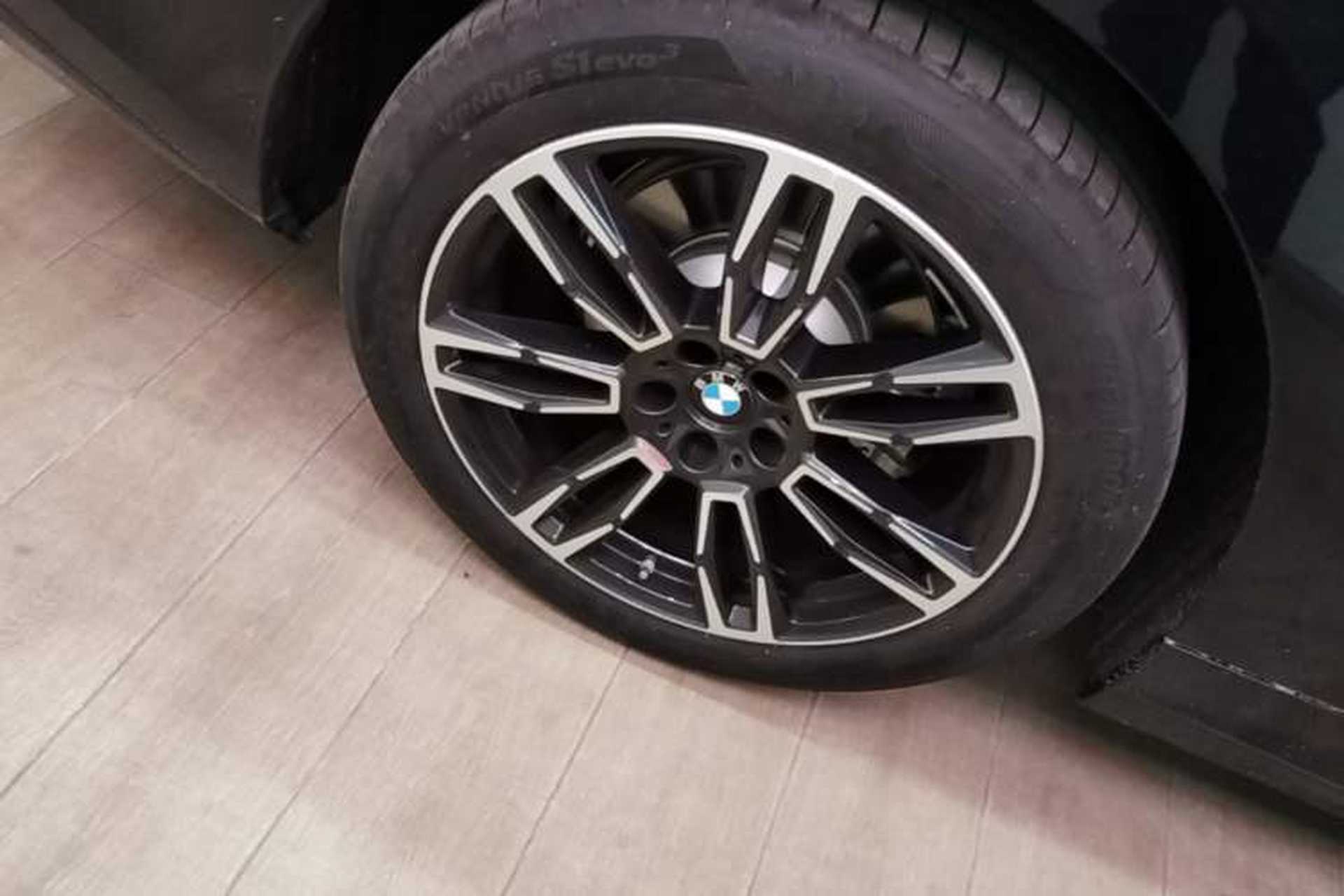 Used BMW 5 Series 2026 530Li Leading M Sport Package Right Rear Wheel Hub
