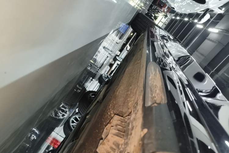 Used BMW 5 Series 2026 530Li Leading M Sport Package Right Side Sill