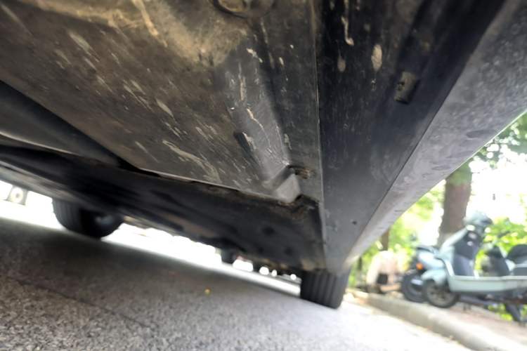 Used BMW 5 Series 2026 530Li Leading M Sport Package Right Side Sill