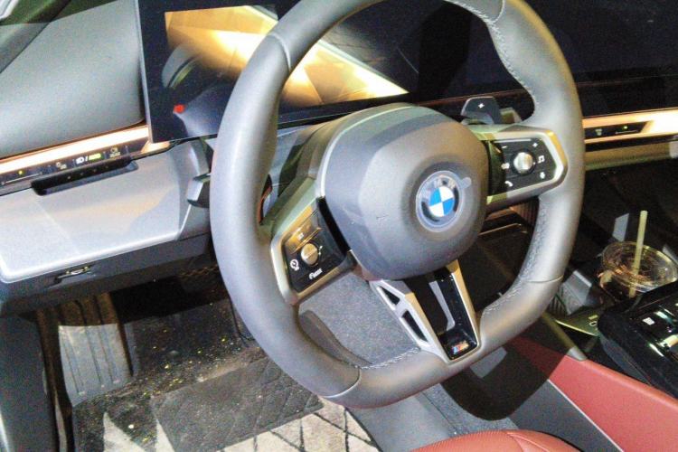 Used BMW 5 Series 2026 530Li Leading M Sport Package Steering Wheel