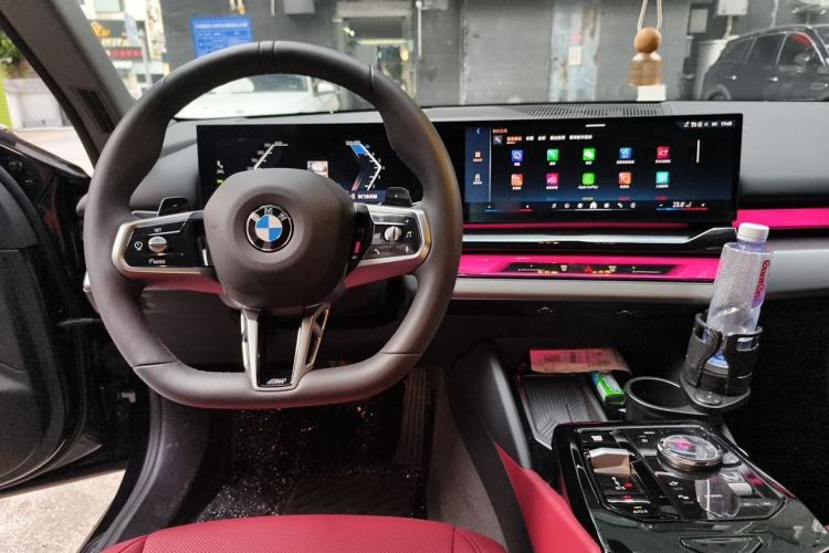 Used BMW 5 Series 2026 530Li Leading M Sport Package Steering Wheel