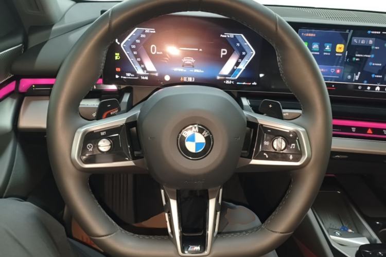 Used BMW 5 Series 2026 530Li Leading M Sport Package Steering Wheel