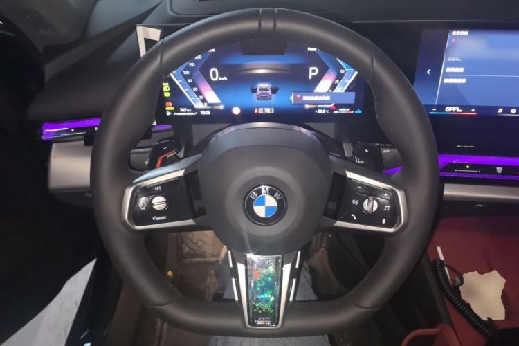 Used BMW 5 Series 2026 Facelift Model 530Li Leading Edition M Sport Package Steering Wheel