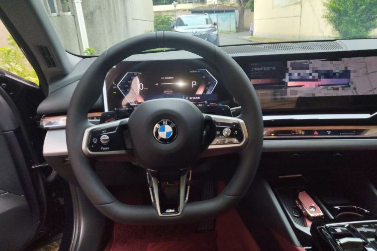 Used BMW 5 Series 2026 Facelift Model 525Li M Sport Package Steering Wheel