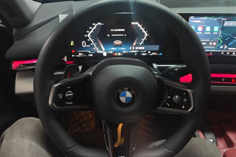 Used BMW 5 Series 2026 525Li M Sport Package Steering Wheel