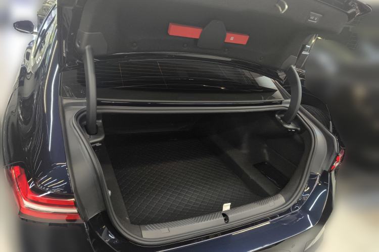Used BMW 5 Series 2026 530Li Leading M Sport Package Trunk