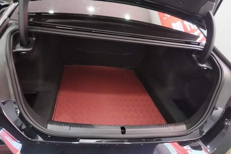 Used BMW 5 Series 2026 530Li Leading M Sport Package Trunk