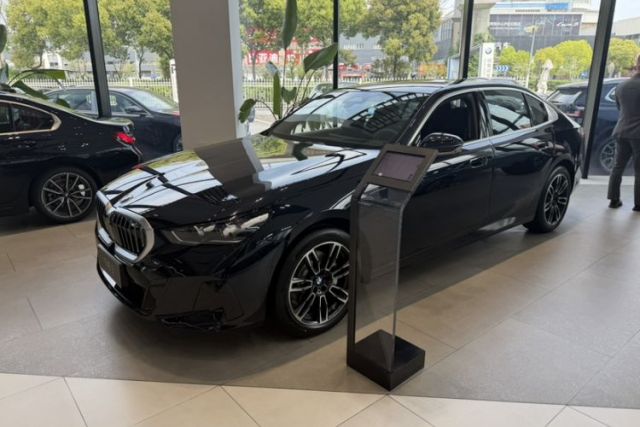 Used BMW 5 Series 2026 Facelift Model 530Li Leading Edition M Sport Package