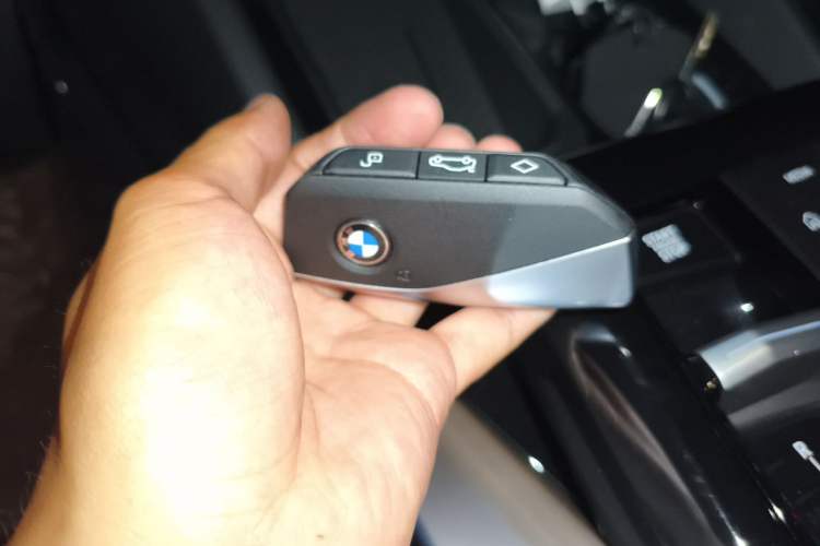 Used BMW 5 Series 2026 530Li Leading M Sport Package Vehicle Key