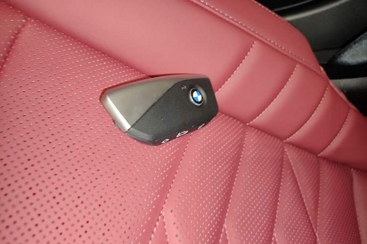 Used BMW 5 Series 2026 Facelift Model 530Li Luxury Edition M Sport Package Vehicle Key
