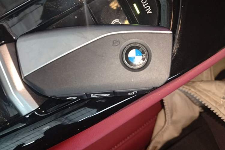 Used BMW 5 Series 2026 530Li Leading M Sport Package Vehicle Key