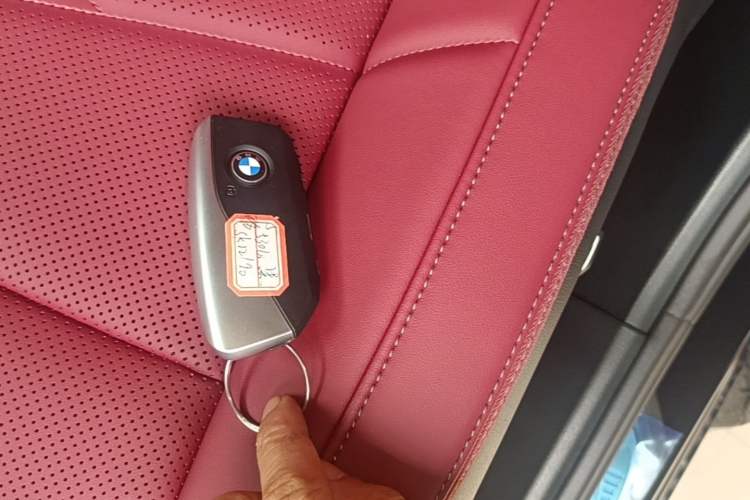 Used BMW 5 Series 2026 Facelift Model 530Li Leading Edition M Sport Package Vehicle Key