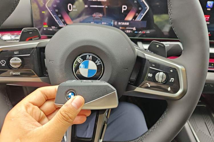 Used BMW 5 Series 2026 Facelift Model 530Li Leading Edition M Sport Package Vehicle Key