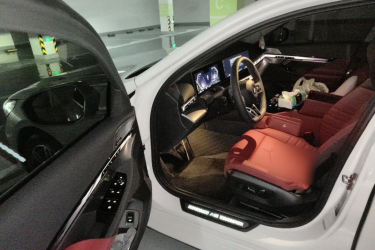 Used BMW 5 Series 2026 530Li Leading M Sport Package Driver Seat
