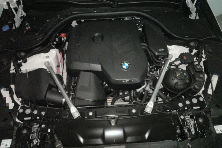 Used BMW 5 Series 2026 530Li Leading M Sport Package Engine Bay
