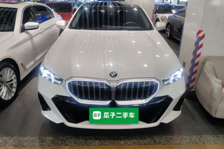 Used BMW 5 Series 2026 525Li M Sport Package Front