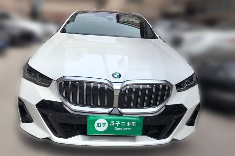 Used BMW 5 Series 2026 530Li Leading M Sport Package Front