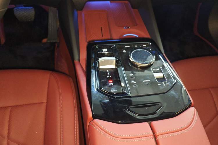 Used BMW 5 Series 2026 530Li Leading M Sport Package Gear Lever