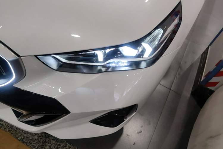 Used BMW 5 Series 2026 525Li M Sport Package Left Front Headlight