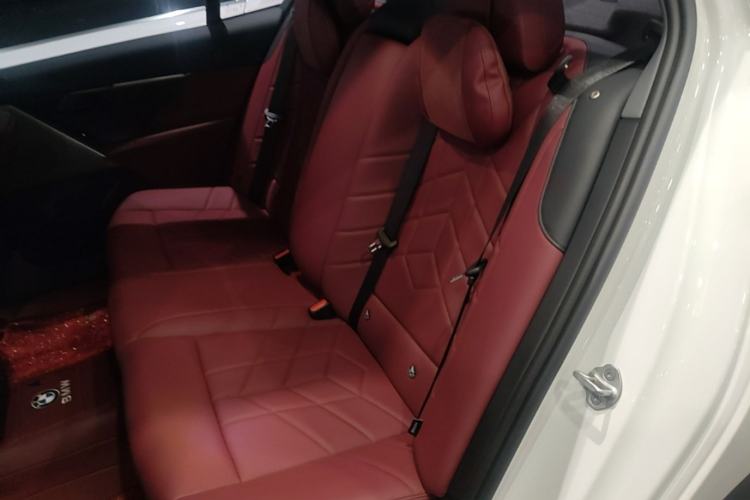 Used BMW 5 Series 2026 525Li M Sport Package Left Rear Seat